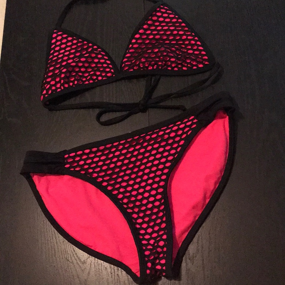 Swim suit